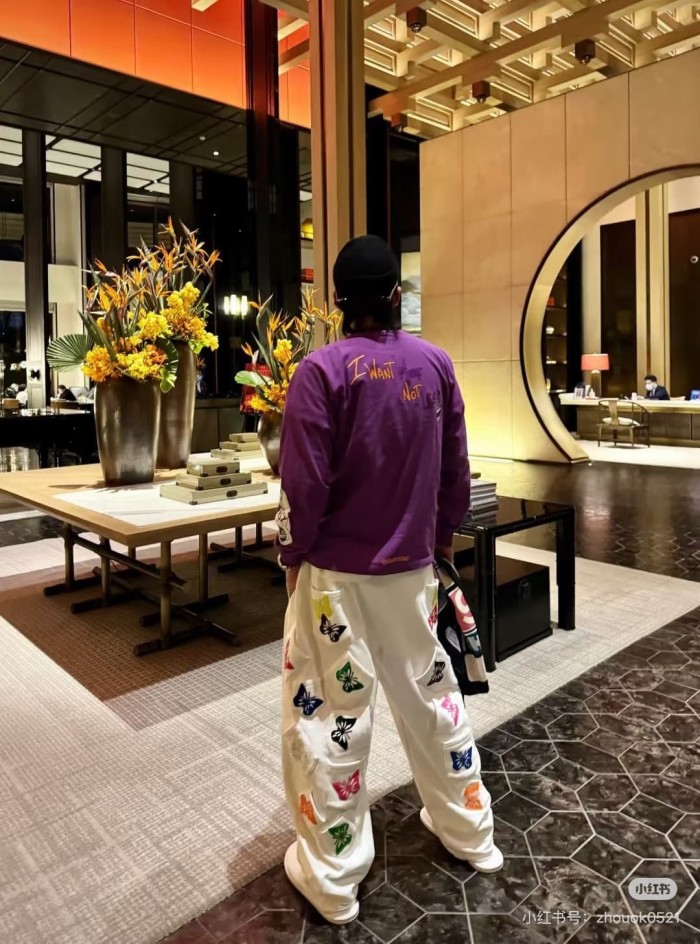 1:1 quality version American Streetwear Purple Chest Pocket Graffiti Slogan Poker Print Long Sleeve Tee 29392372