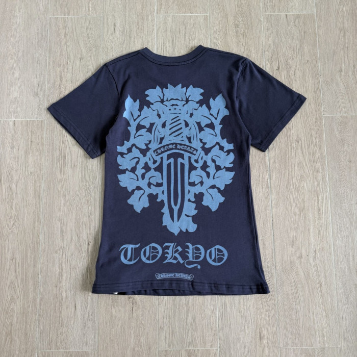 1:1 quality version Vintage Navy Blue Tokyo Vine Dagger Print Crew Neck Slim tee 29392329