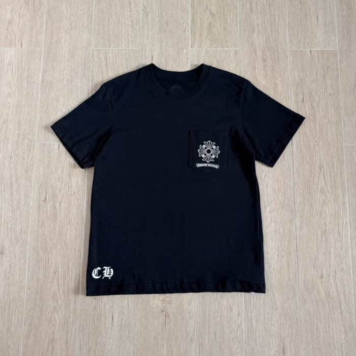 1:1 quality version Pocket Cross Floral Scroll Letter Print Short Sleeve Tee 29392350