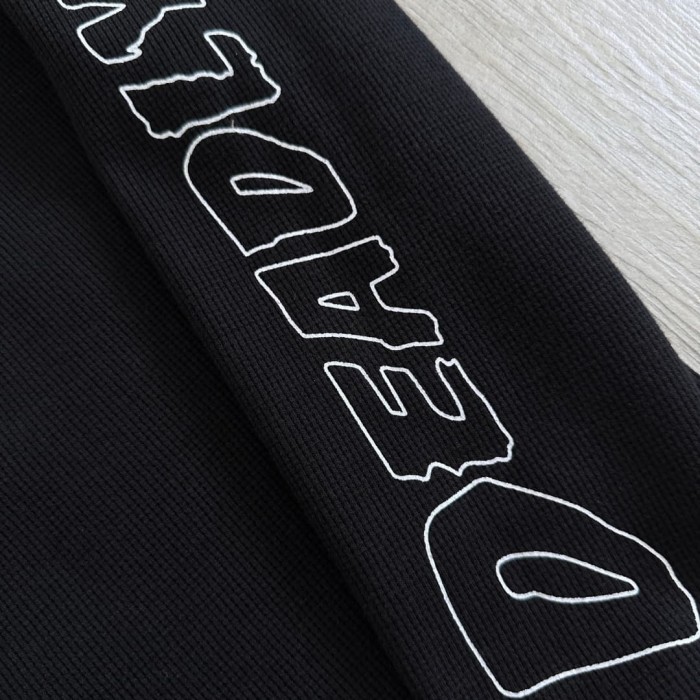 1:1 quality version White Waffle Knit Dagger Lady Gothic Letter Print Crew Neck Long Sleeve Tee 2 colors 29392334