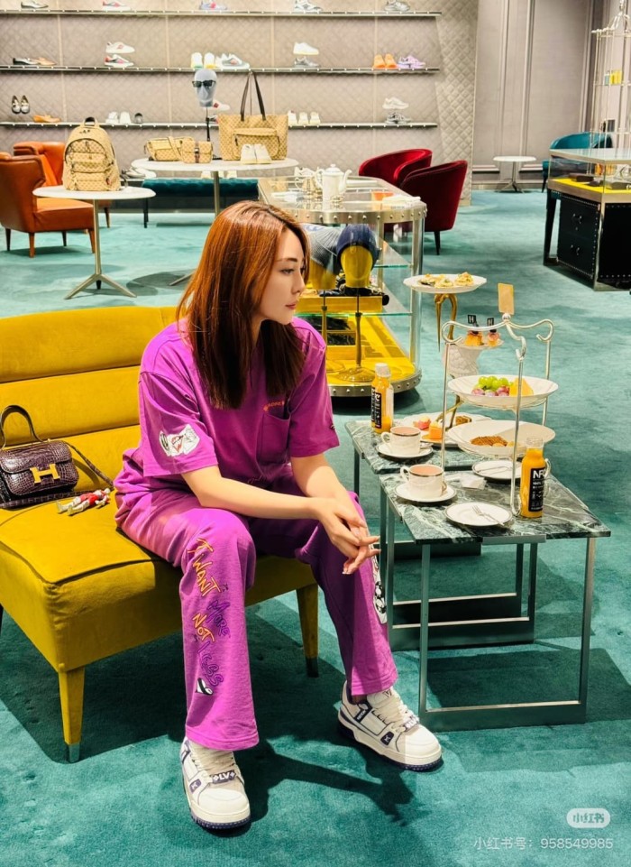 1:1 quality version Streetwear Purple Color Graffiti Slogan Poker Print Wide Leg Drawstring Casual Sweatpants 29392390