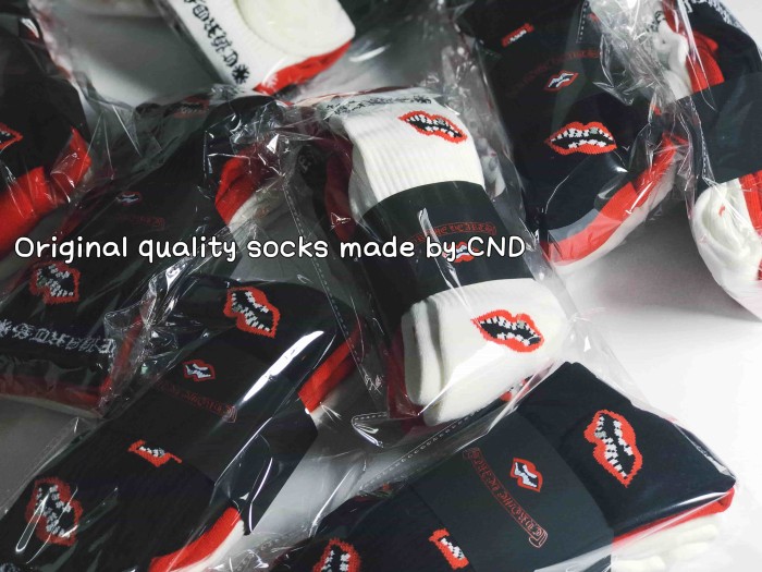 1:1 quality version Red Lip Bite‑Lip Cotton Rib‑Knit Stretch Breathable Mid‑Crew Socks 3 Pairs Per Card 29399281