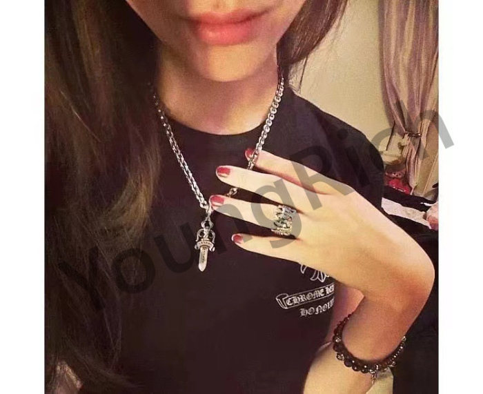 [50% Off]1:1 quality version Pure Silver Reversible Sword Letter Chain Necklace 25739983