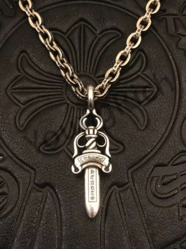 [50% Off]1:1 quality version Pure Silver Reversible Sword Letter Chain Necklace 25739983