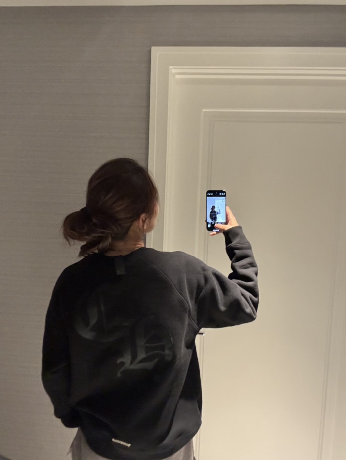 1:1 quality version Chest Cross Patch Embroidery Back CH Gothic Letter Patchwork Sweatshirt 29456675