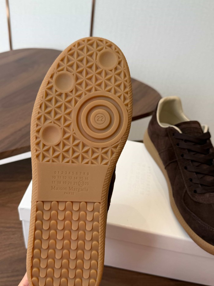 [plus-size shoes] 1:1 quality version M@ison Dark Brown Gum Sole German Army Trainer Low Top Sneakers 29463524