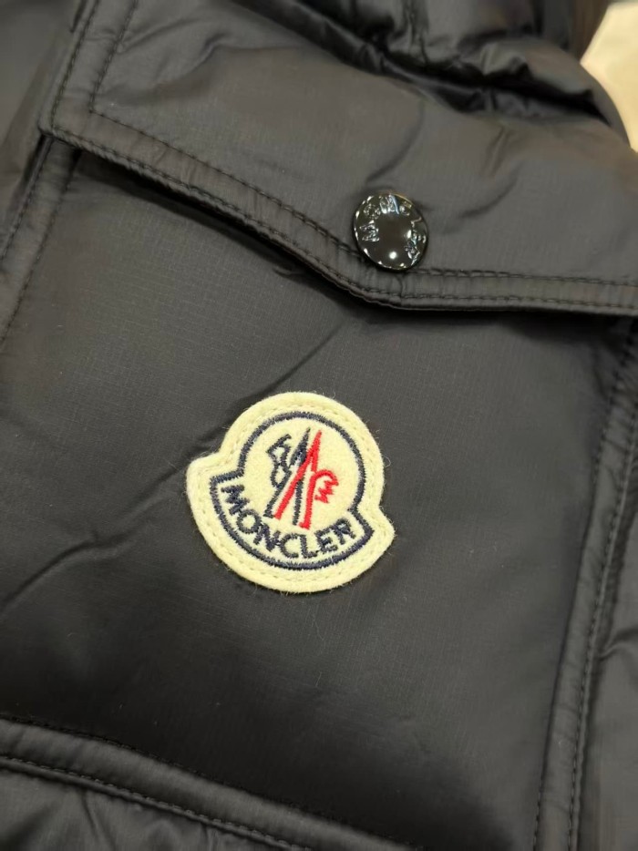 1:1 quality version Detachable Hood Stand Collar Pocket Badge Short Down Jacket 2 colors 29465384