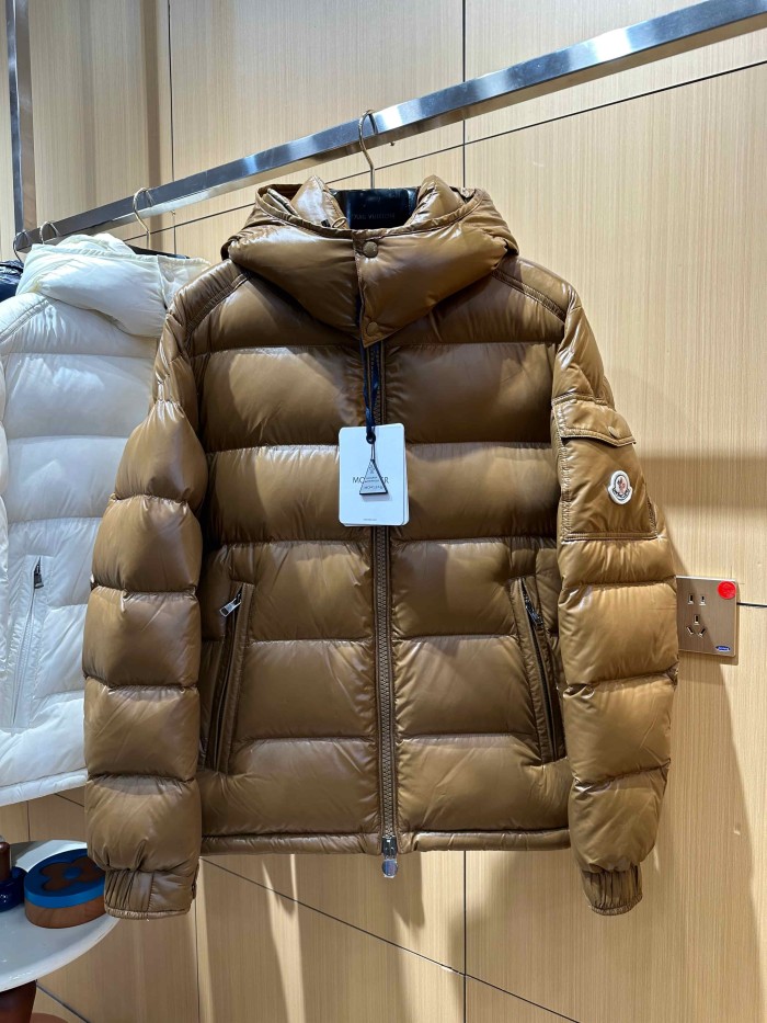 1:1 quality version Classic Shiny Arm Badge Short Hooded Down Jacket 8 colors 29465593