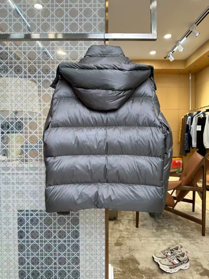 1:1 quality version Detachable Hood Stand Collar Pocket Badge Short Down Jacket 2 colors 29465384