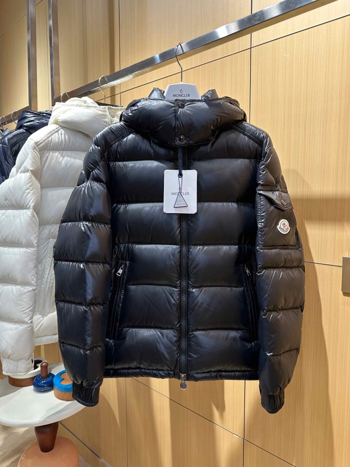 1:1 quality version Classic Shiny Arm Badge Short Hooded Down Jacket 8 colors 29465593