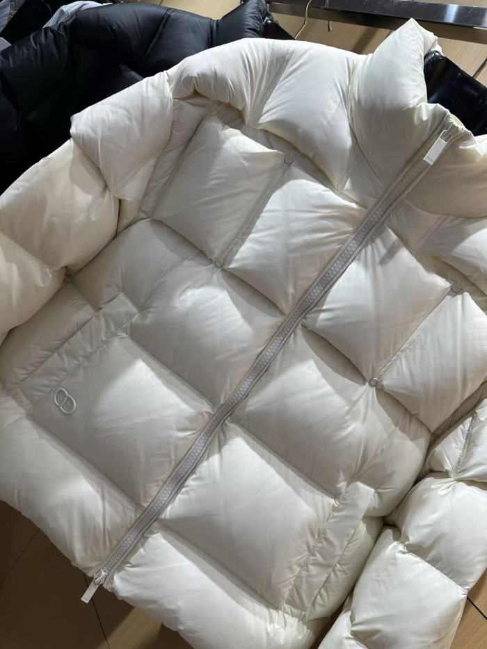 1:1 quality version CD Logo Stand Collar Square Quilted Cropped Down Jacket 2 colors 29482008
