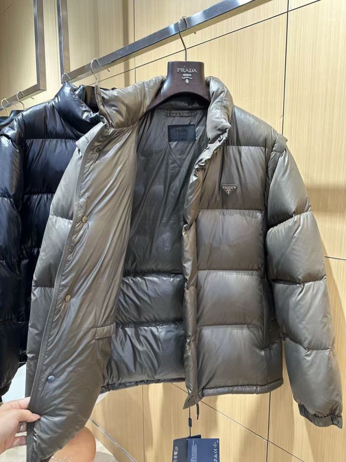 1:1 quality version Metal Triangle Logo Stand Collar Quilted Zip-Up Down Jacket 2 colors 29481594