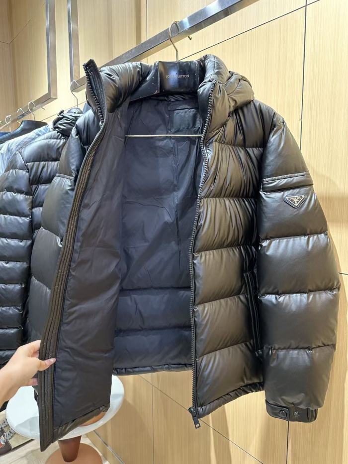 1:1 quality version Shiny Sleeve Triangle Logo Hooded Quilted Zip-Up Down Jacket 29481604