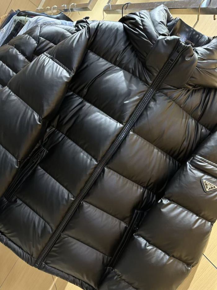 1:1 quality version Shiny Sleeve Triangle Logo Hooded Quilted Zip-Up Down Jacket 29481604