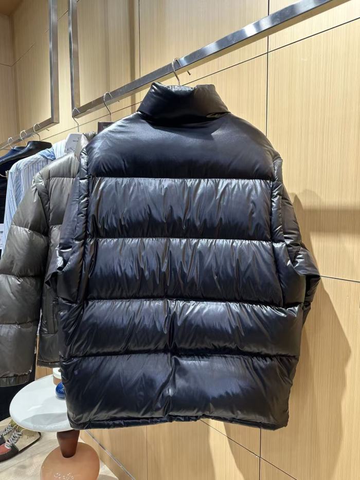 1:1 quality version Metal Triangle Logo Stand Collar Quilted Zip-Up Down Jacket 2 colors 29481594