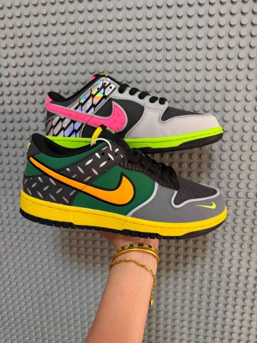 1:1 quality version Dunk Low What The Duck Oregon Ducks PE Mismatch Low Top Sneakers 29491609