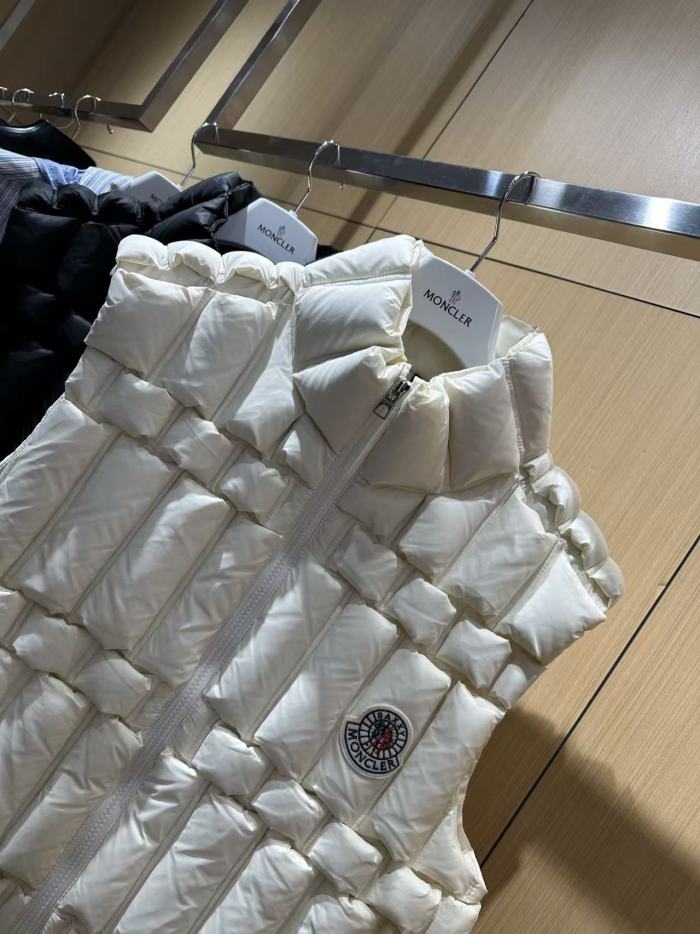 1:1 quality version Stand Collar Square Quilted Badge Logo Zipper Solid Color Down Vest 2 colors 29495418