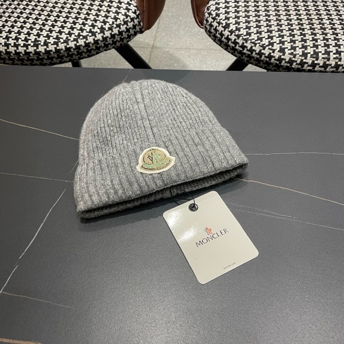 1:1 quality version Badge Patch Ribbed Cuffed Unisex Knit Beanie 4 colors 29498992