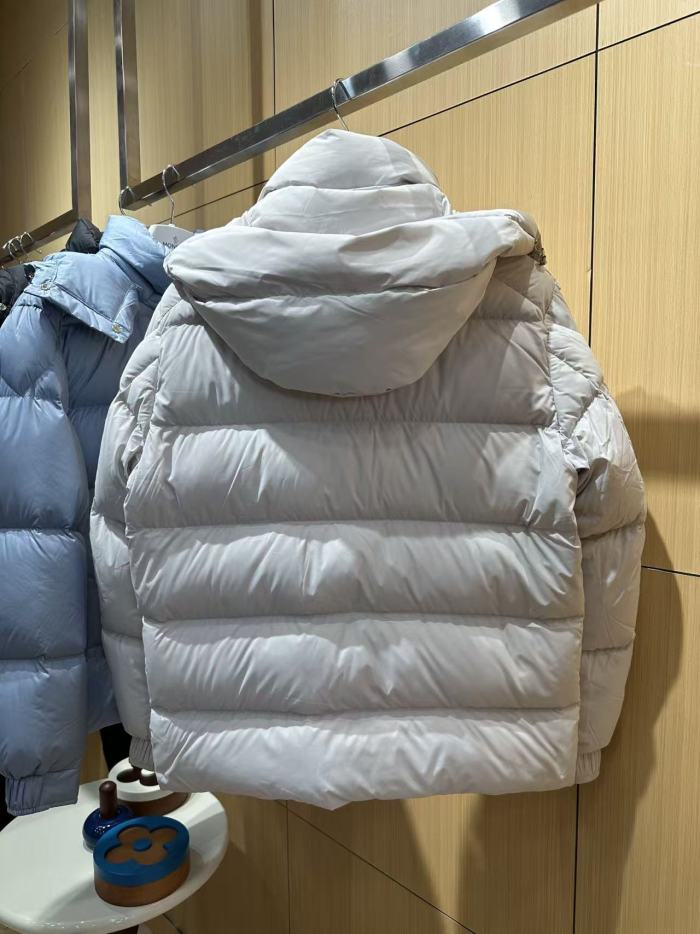 1:1 quality version Hooded Arm Badge Logo Snap Placket Loose For Woman Down Jacket 4 colors 29497994