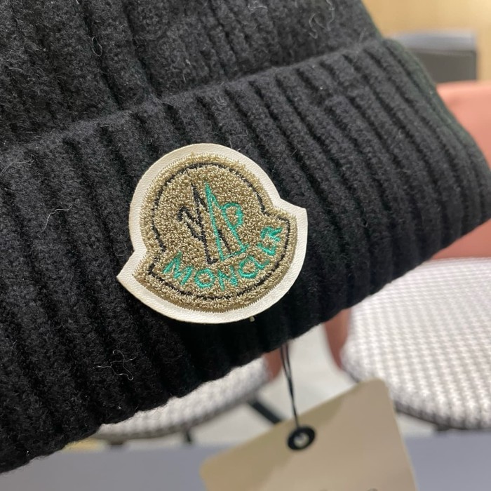 1:1 quality version Badge Patch Ribbed Cuffed Unisex Knit Beanie 4 colors 29498992