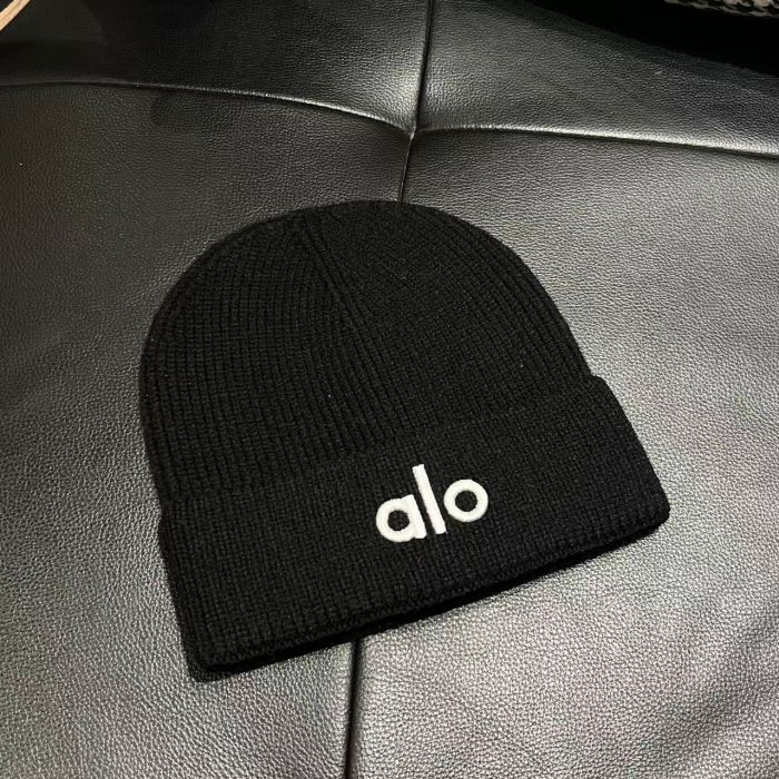 White Embroidered Logo Thick Warm Unisex Knit Beanie 12 colors 29498268