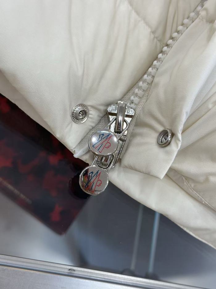 1:1 quality version Stand Collar Badge Logo Pocket Casual Down Vest 5 colors 29498066