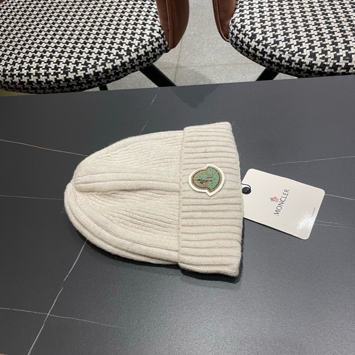 1:1 quality version Badge Patch Ribbed Cuffed Unisex Knit Beanie 4 colors 29498992