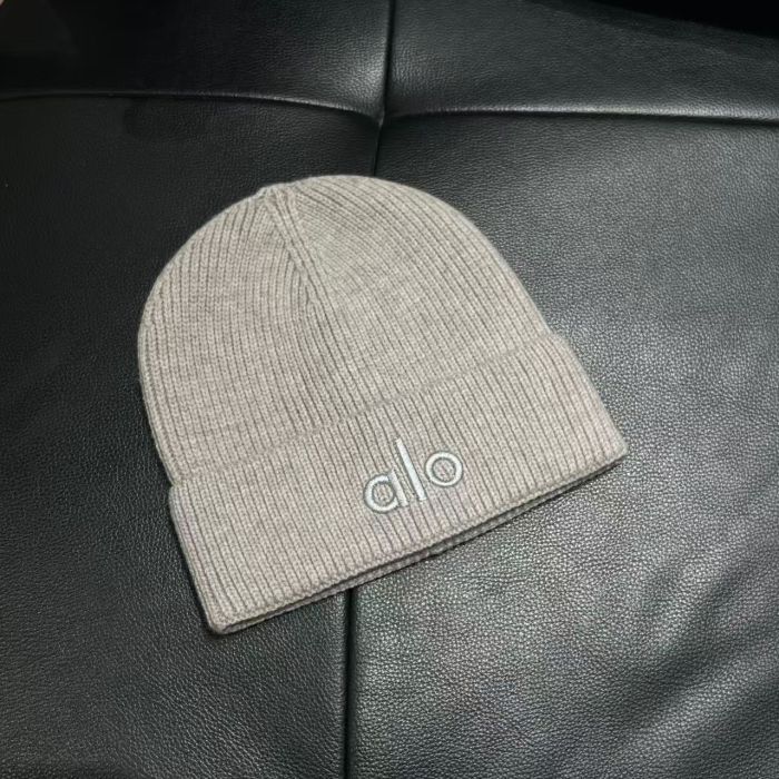White Embroidered Logo Thick Warm Unisex Knit Beanie 12 colors 29498268