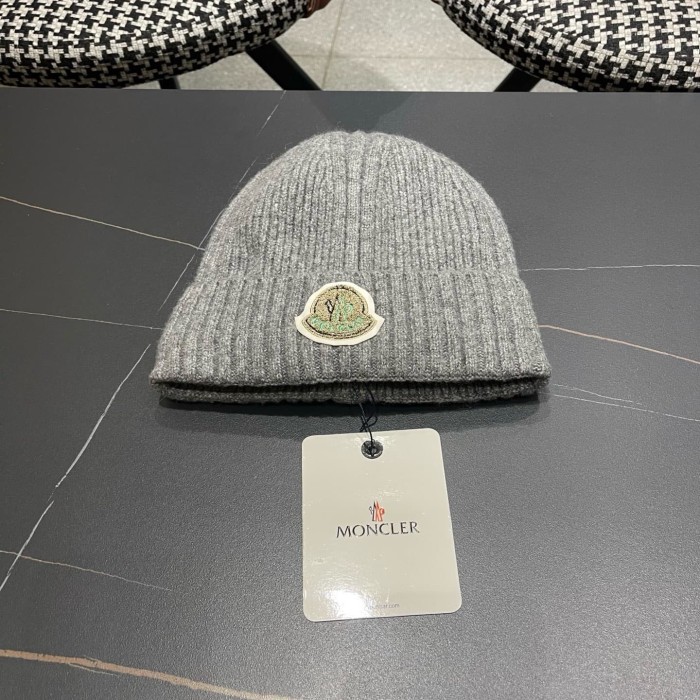 1:1 quality version Badge Patch Ribbed Cuffed Unisex Knit Beanie 4 colors 29498992