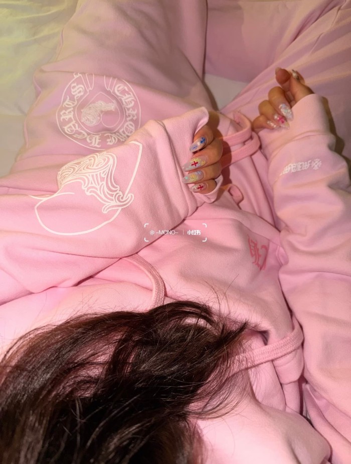 1:1 quality version Pink Horseshoe Logo CH Letter Scroll Heart Print Drawstring Hoodie 29501876