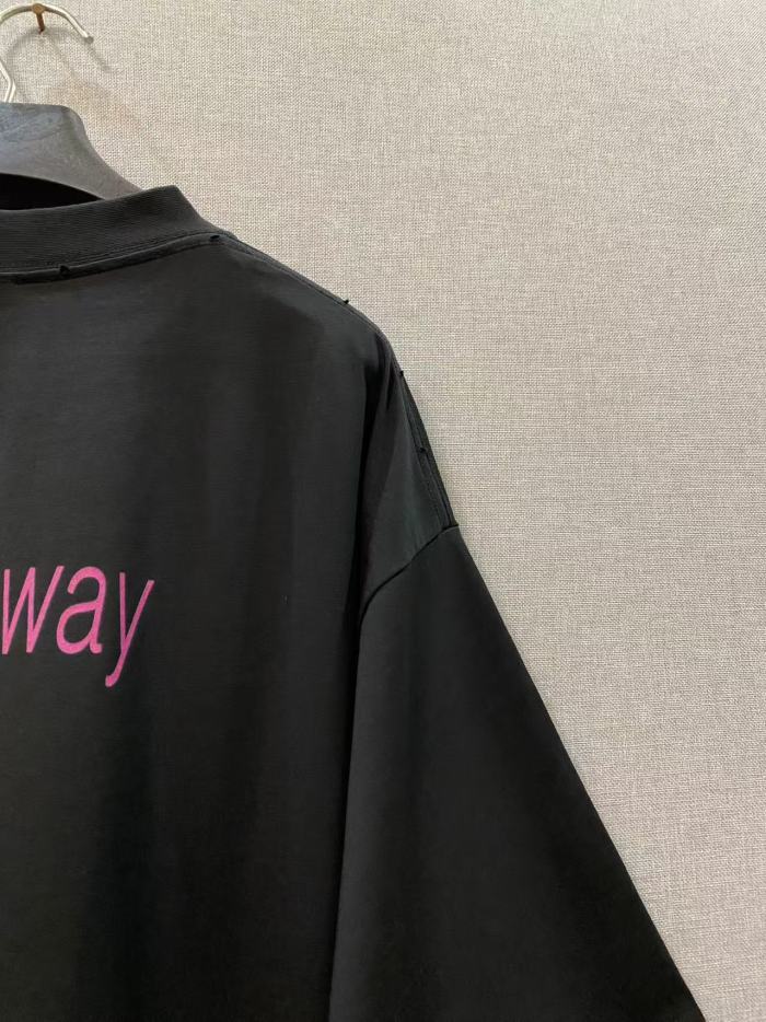 1:1 quality version Blurred Lips Portrait Rhinestone Drip Look Away Distressed Oversized Tee 29503984