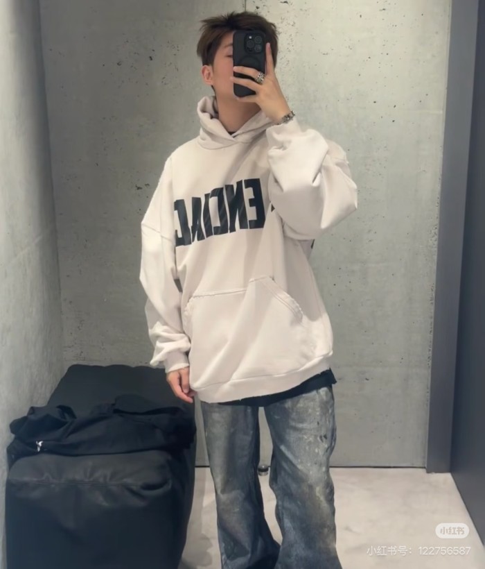 1:1 quality version Black Rubber Letter Print Brushed Frayed Ripped Oversized Hoodie 29503423