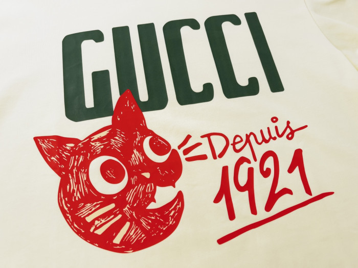 Green Letter Red Hand Drawn Cat Depuis 1921 Print Cotton Unisex Tee 29510292