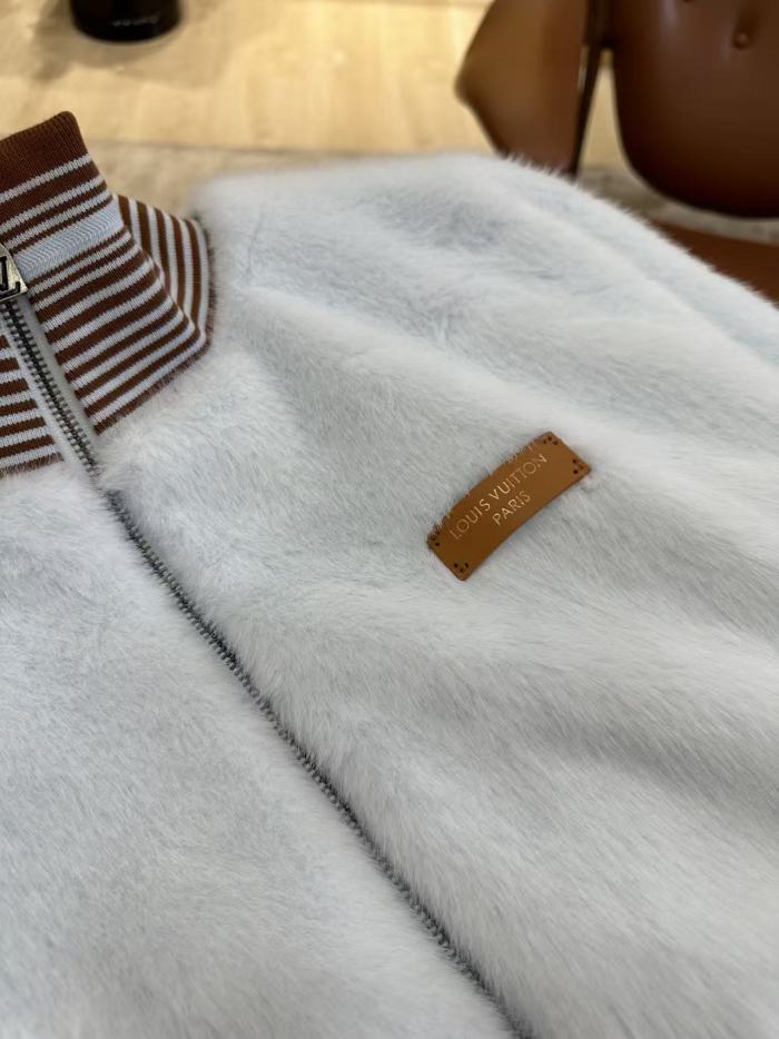 1:1 quality version Light Blue Fuzzy Stripe Rib Leather Patch Full Zip Jacket 29511065