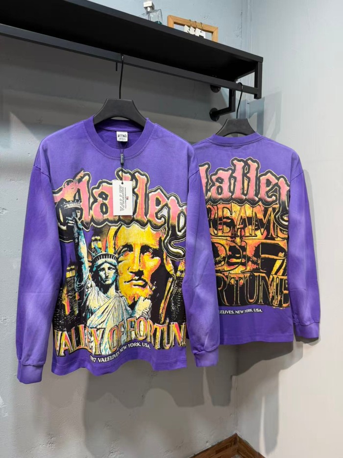 Wash Gothic Letter Liberty NYC Big Face Back Gothic Letter Long Sleeve T-shirt 2 colors 29524933