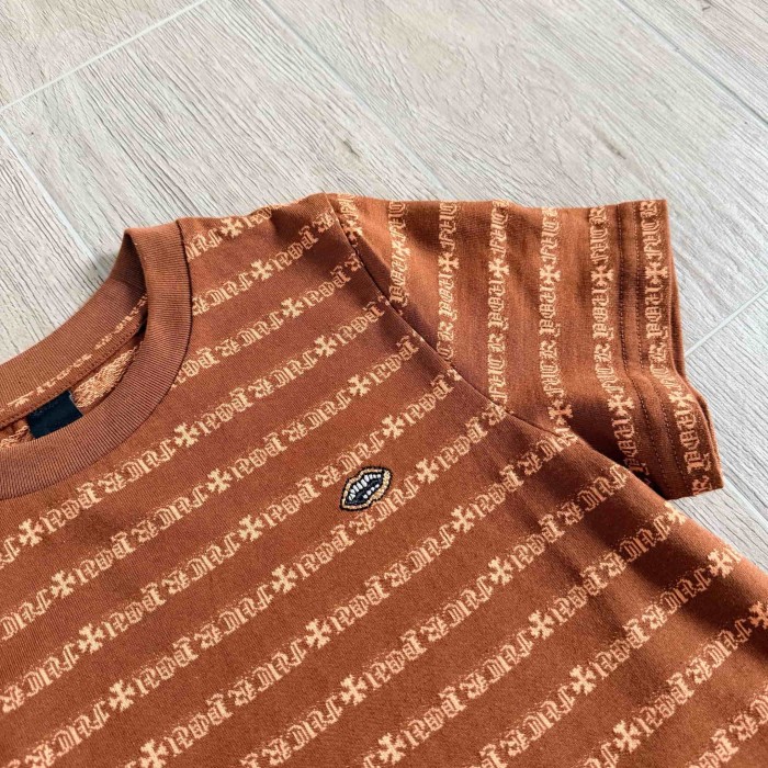 1:1 quality version Brown All Over CH Letter Cross Jacquard Stripe Cropped Tee for girls 29527336