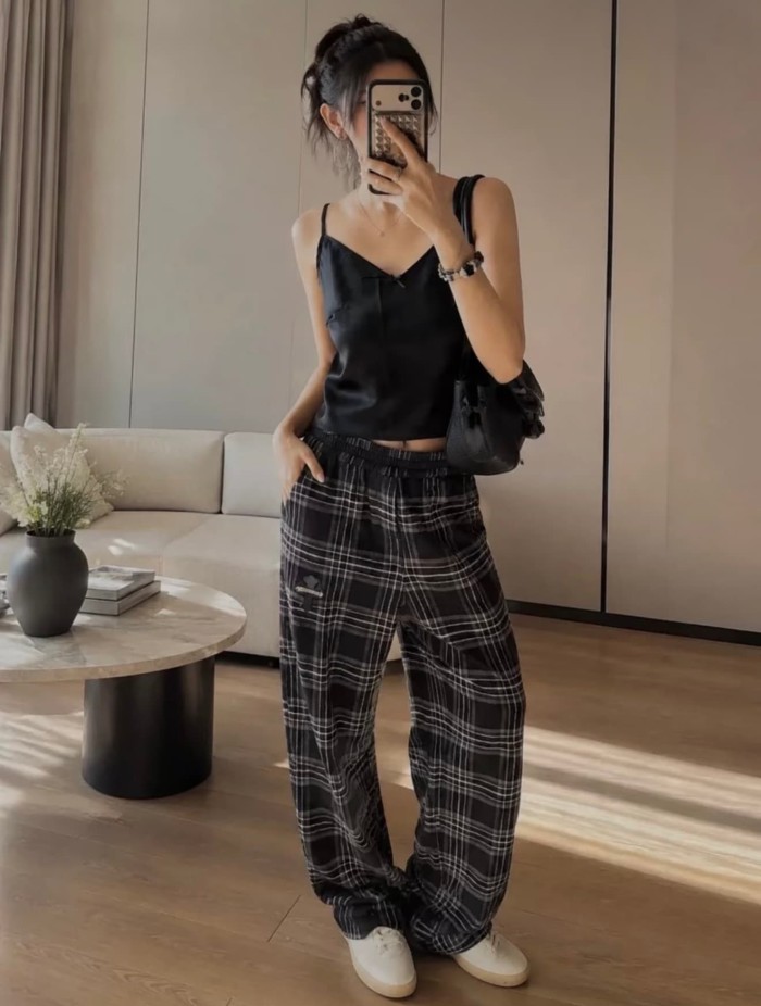 1:1 quality version Sheepskin Cross Pure Cotton Flannel Black Grey Plaid Straight Loose Pants 29530860