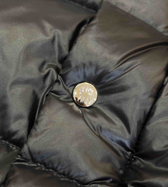 1:1 quality version Stand Collar Detachable Hood Shiny Long Unisex Down Jacket 29535624
