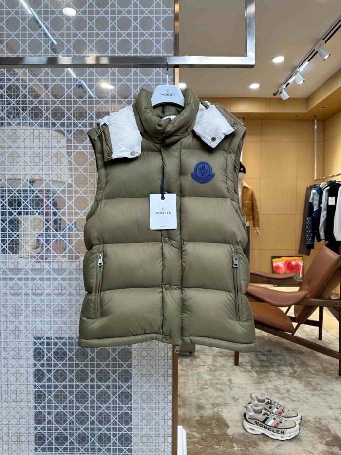 1:1 quality version Badge Detachable Sleeve One Garment Two Wear Hooded Down Jacket 4 colors 29535532