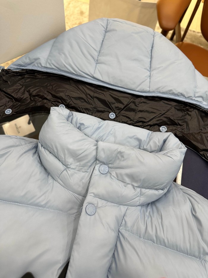 1:1 quality version Badge Detachable Sleeve One Garment Two Wear Hooded Down Jacket 4 colors 29535532