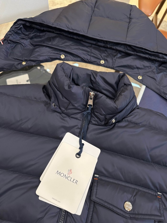 1:1 quality version Shiny Nylon Pocket Logo Detachable Hooded Down Jacket 4 colors 29535440