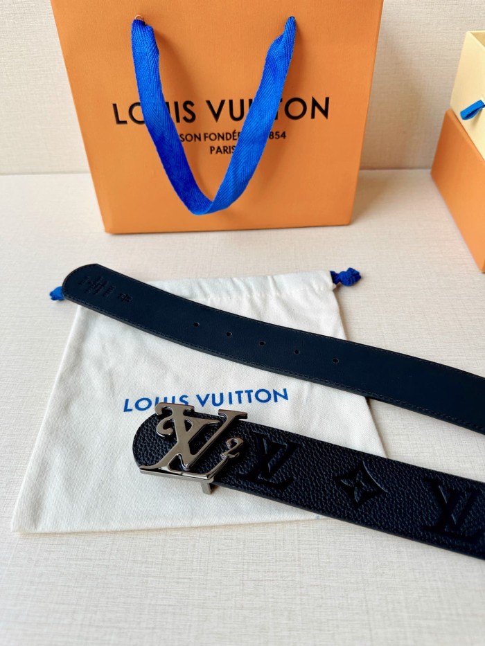 1:1 quality version LV Logo Buckle Strap Litchi Grain Embossed Belt 【Width 4.0 cm】3 colors 29543288