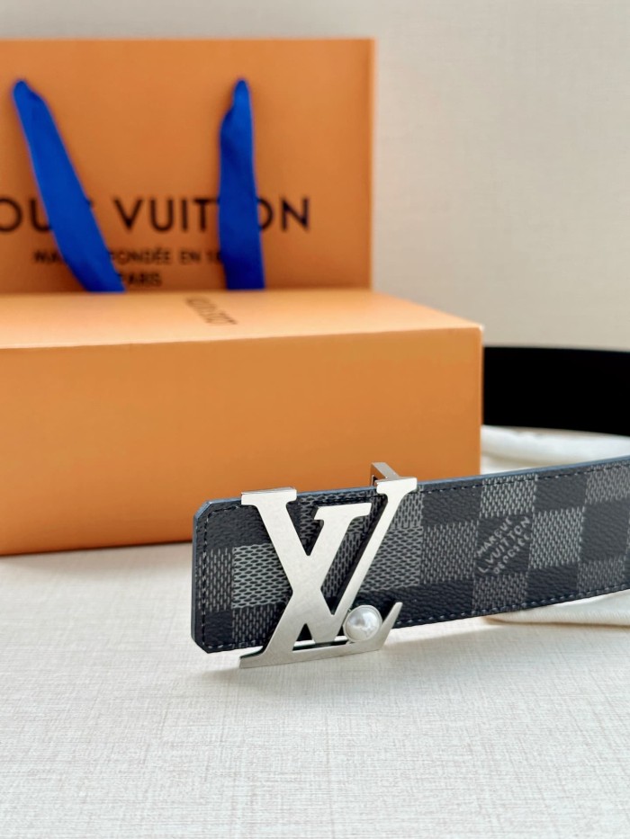 1:1 quality version Damier Graphite LV Letter Pearl Buckle Reversible Leather Belt 【Width 4.0 cm】29543280