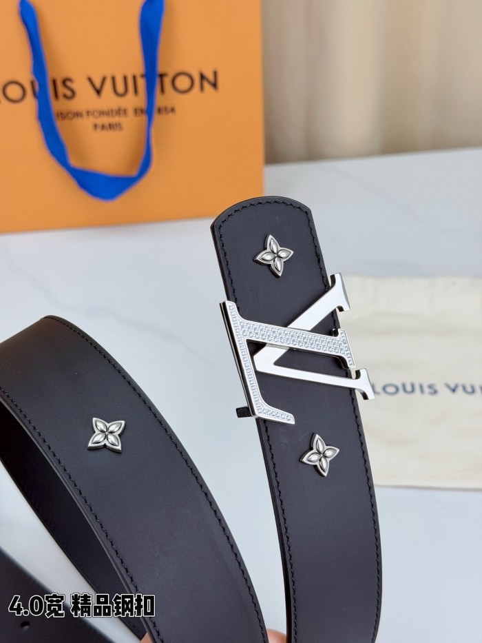 1:1 quality version LV Buckle Monogram Floral Rivet Reversible Belt 【Width 4.0 cm】2 colors 29543315