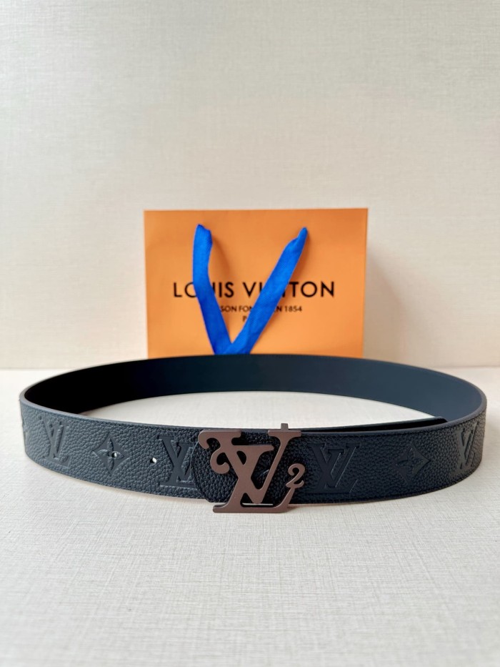 1:1 quality version LV Logo Buckle Strap Litchi Grain Embossed Belt 【Width 4.0 cm】3 colors 29543288
