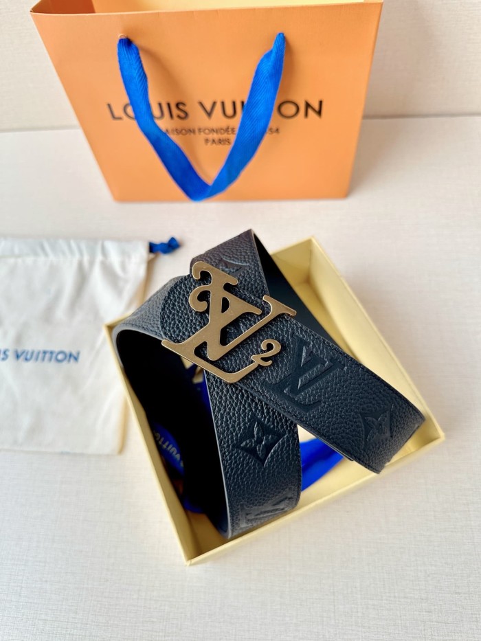 1:1 quality version LV Logo Buckle Strap Litchi Grain Embossed Belt 【Width 4.0 cm】3 colors 29543288