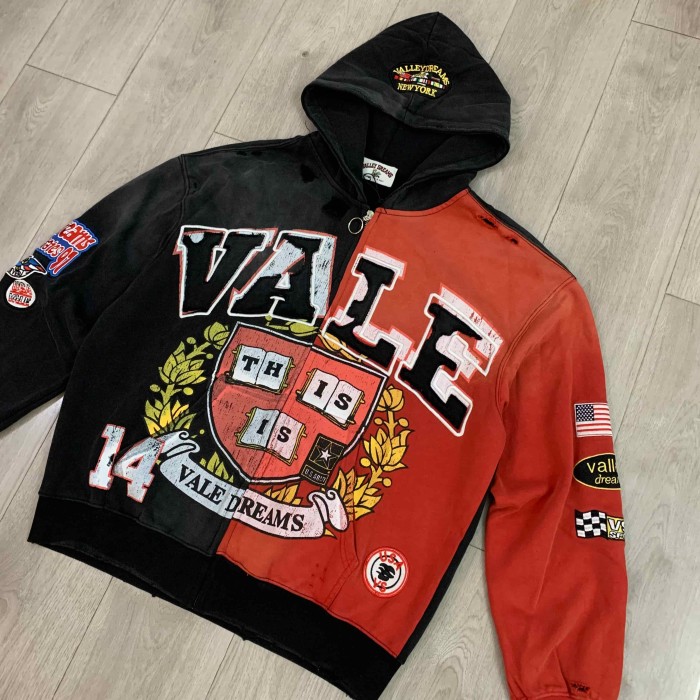 Black Red Split Wash Vintage Front Shield Badge Full Zip Hoodie 29557257