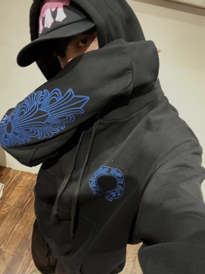 1:1 quality version Blue Horseshoe Logo Embroidered Back Floral Sleeve Hoodie 29563669