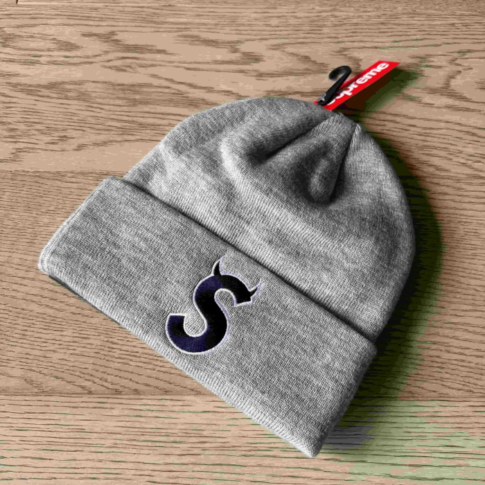 Horn S Logo Embroidery Label Soft Knit Warm Beanie 4 colors 29563996