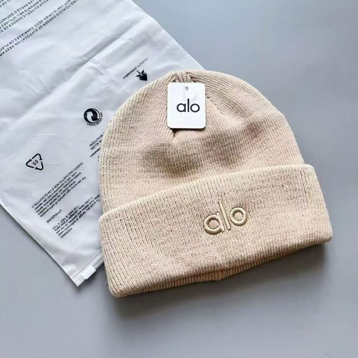 Logo Embroidery Cuffed Design Soft Unisex Knit Warm Beanie 12 colors 29567423